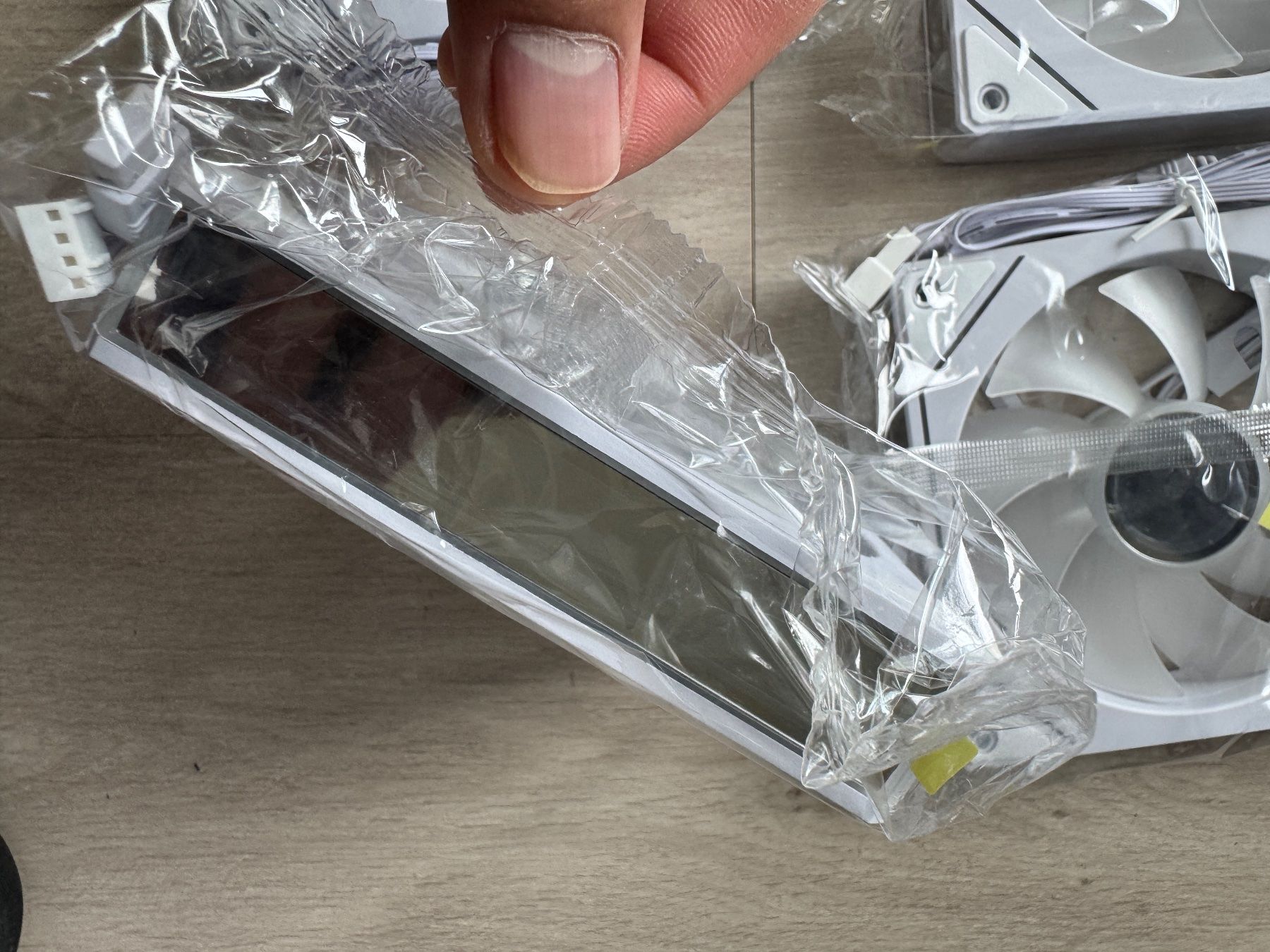 Custodie: PC Fans ARGB / 7Fr per piece – Nuovo e nell'imballaggio originale da Neuchatel venduto da Mr-Nobody 1