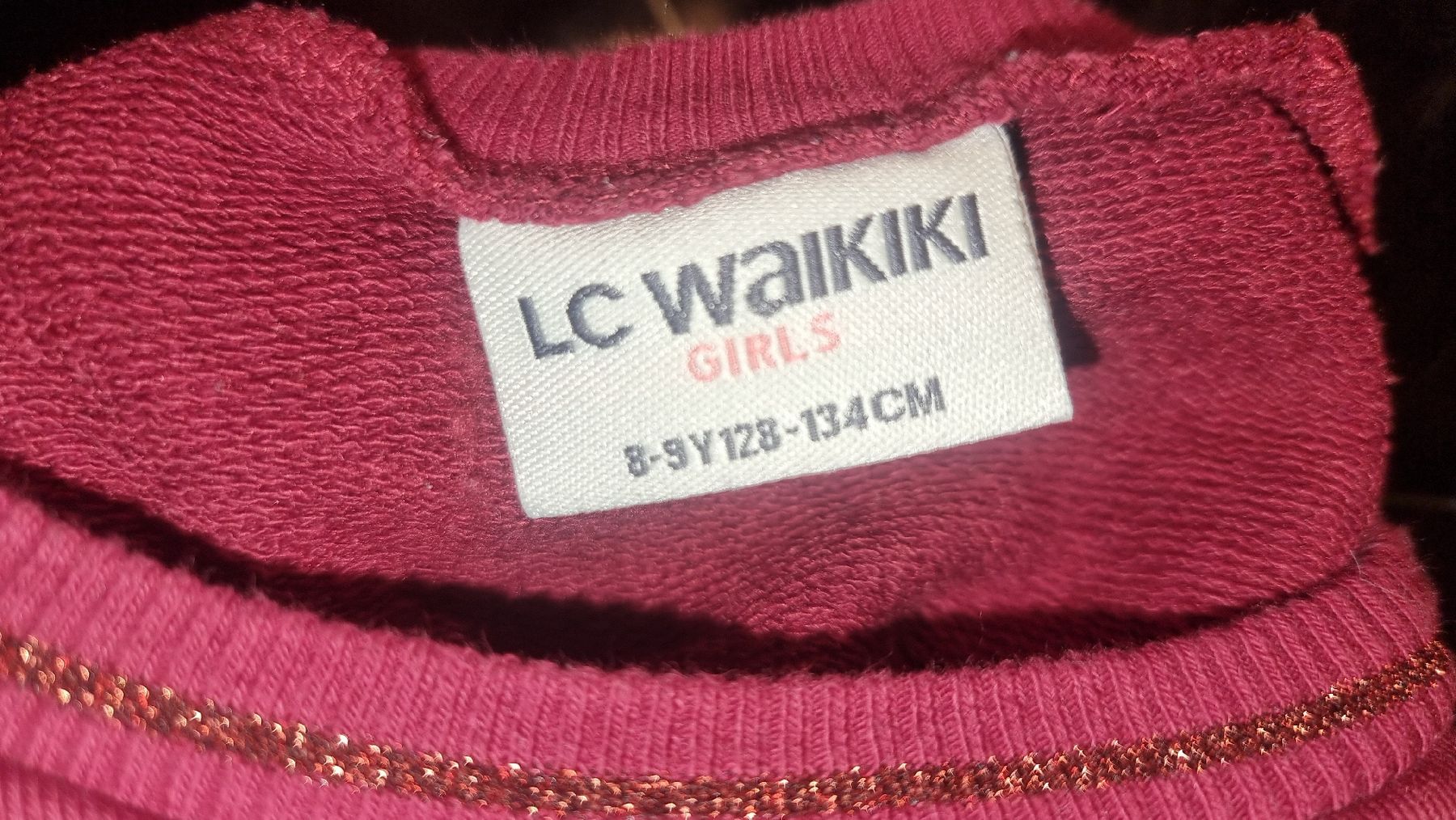 Maglioni & Felpe: LC Waikiki Pulli, Gr. 128-134, bordeaux mit Herzen – Usato da Wigoltingen venduto da Zuckerfee84 2