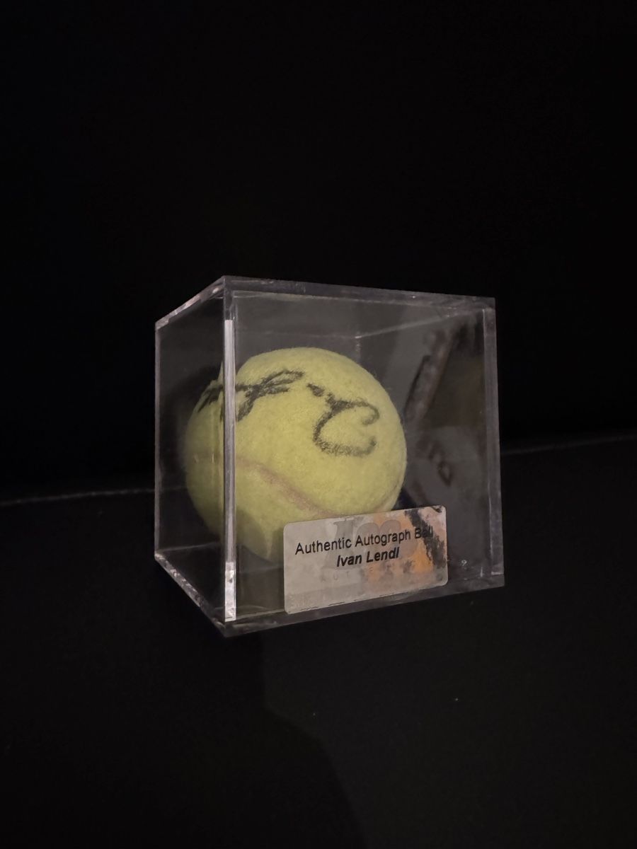 Autografi: Ivan Lendl Autographed Tennis Ball – Nuovo e nell'imballaggio originale da Mendrisio venduto da KingElvis85 1