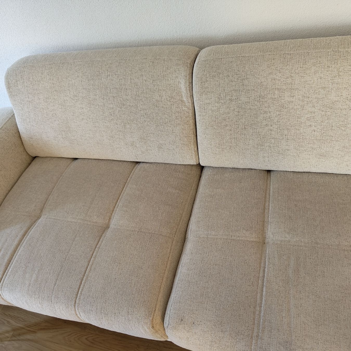 Sofas: This two sofa set is used. Dimensions are 90cm width and 200 – Gebraucht aus Dietikon von jin_hbq2 2