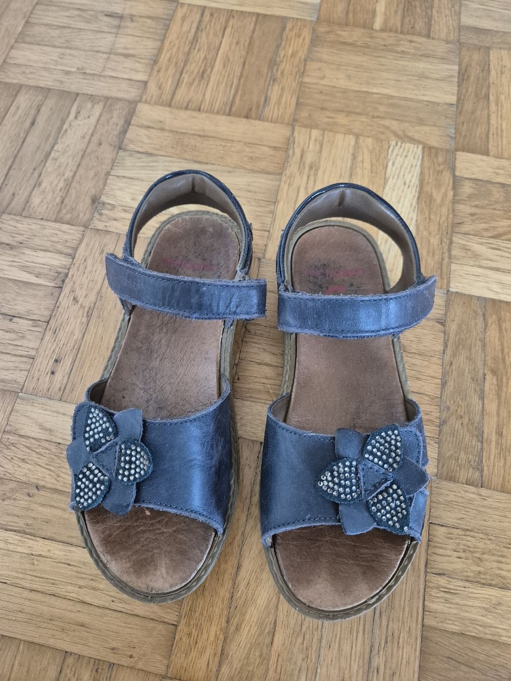 Scarpe per ragazze: Sandalen Gr. 33 – Usato da Kappel SO venduto da tiger1921