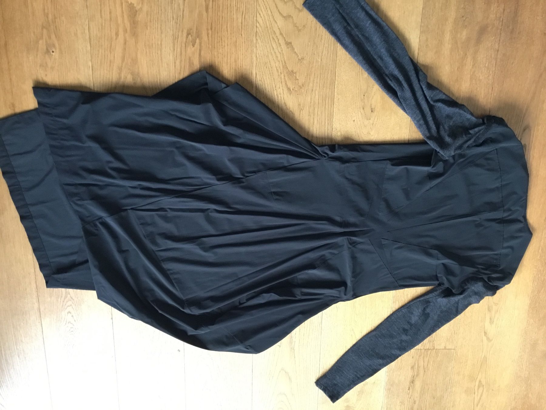 Girbaud Vestiti: Girbaud Kleid schwarz D Gr.38 – Nuovo (secondo la descrizione) da Oberwil b. Zug venduto da evasale4you 4