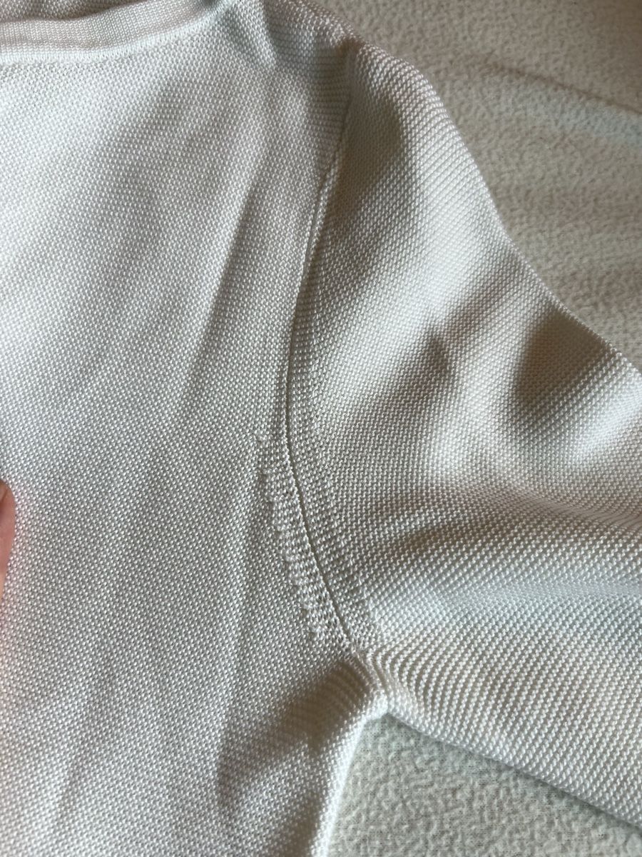 Cos Maglioni & Felpe: New tag Cos white sweater size Xs – Nuovo e nell'imballaggio originale da Zürich venduto da dor_9l9g 5