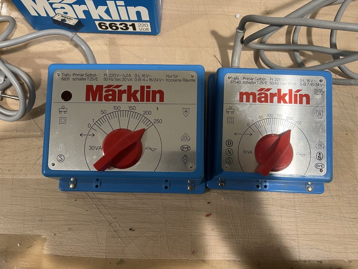 Märklin Modellini di ferrovie: Märklin Trafos 6631 + 6575 - – Usato da Dübendorf venduto da Troggy 1
