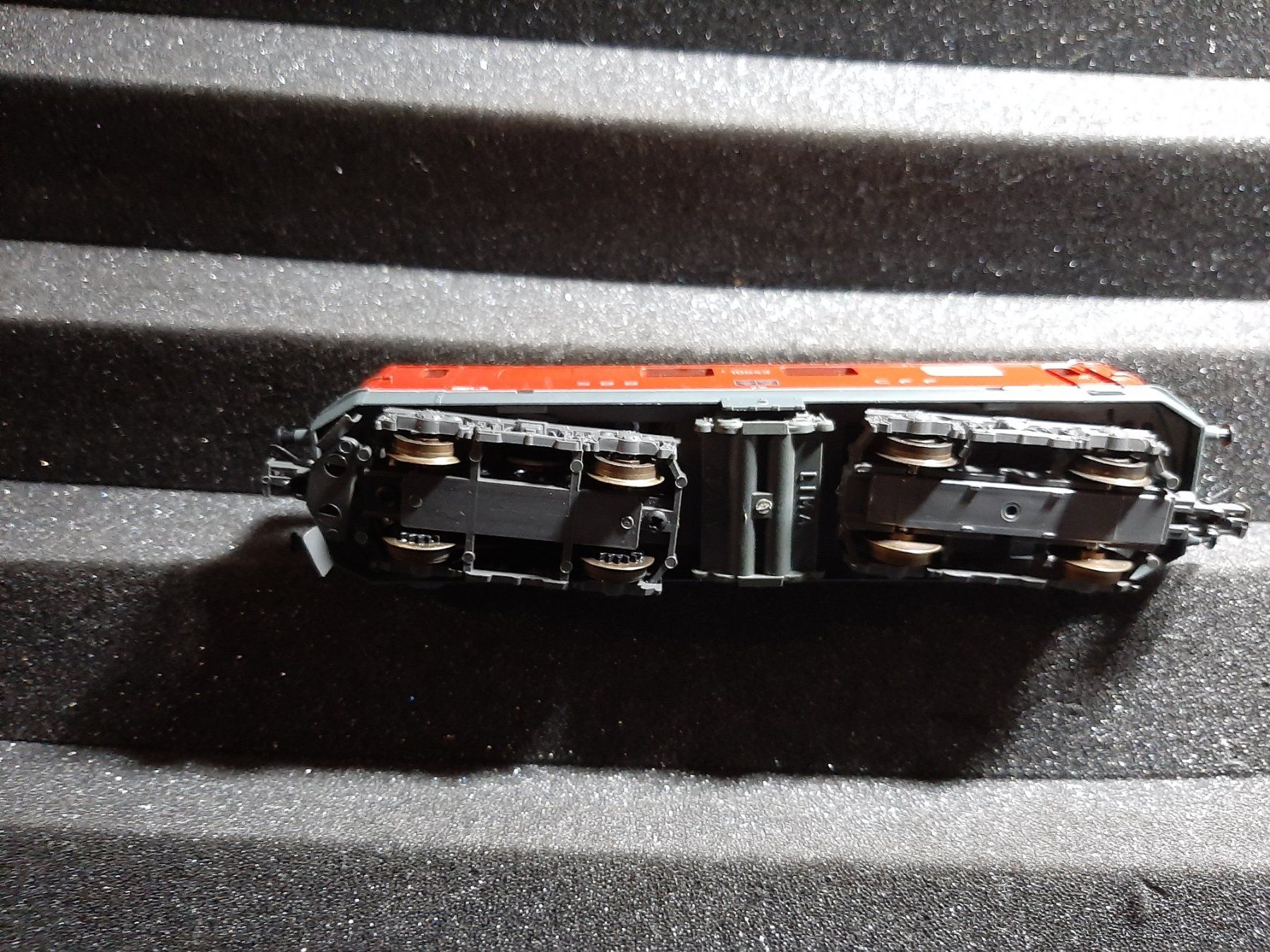 Lima Modelleisenbahnen: LIMA 10043 REF.18 – Defekt aus Avully von RIVALIS 3