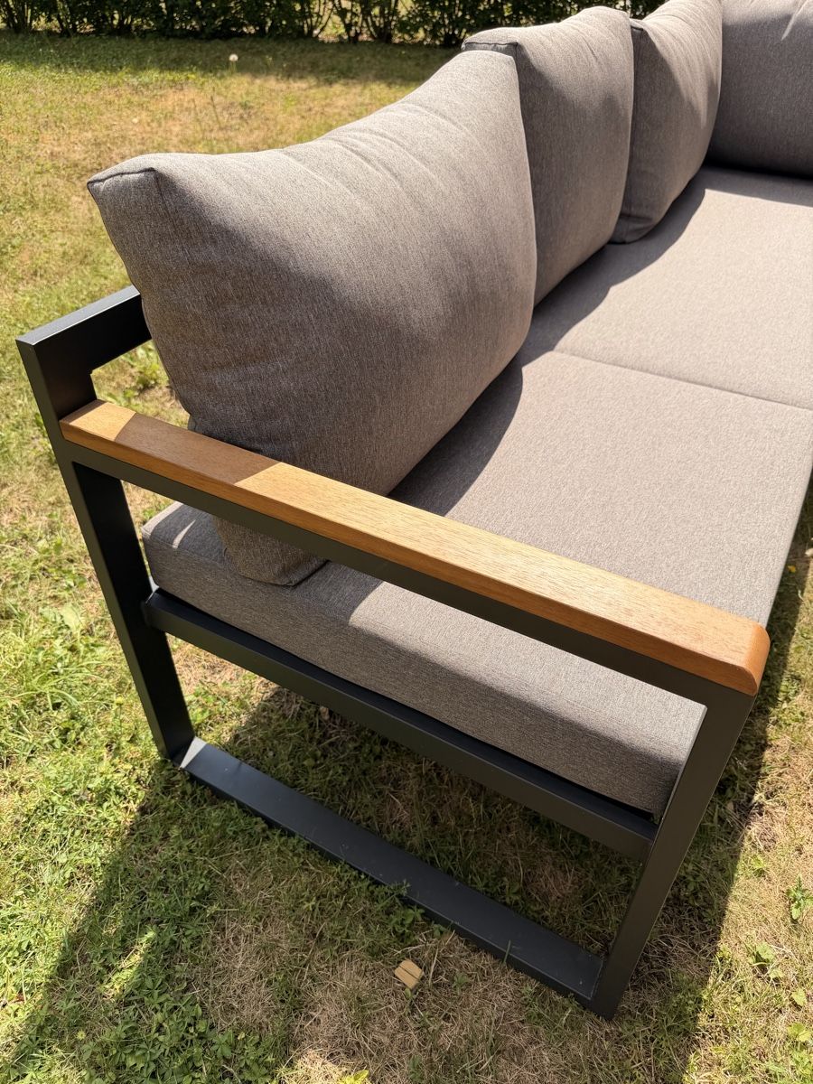 Sofas: Garten lounge set grau mit hocker guter zustand – Gebraucht aus Bremgarten AG von BeeM-SE 3