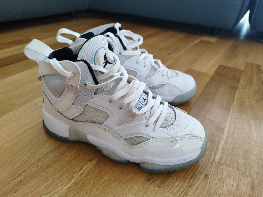 Jordan Jumpman Two Trey (GS) – Grösse 38 (Gebraucht) in Merenschwand ...