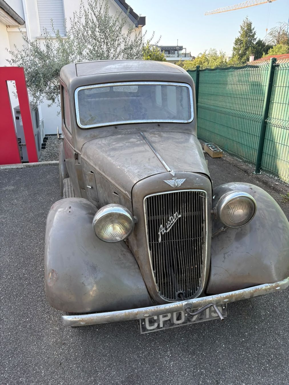 Austin Autos: Austin tean 10 oltimer  – Defekt aus Basel von Landauers