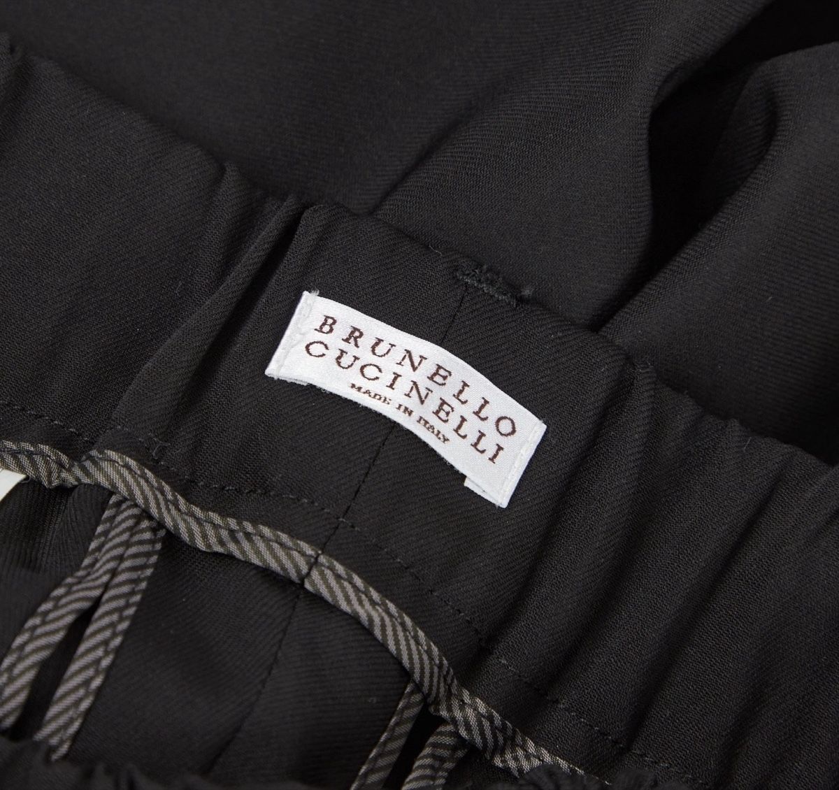 Brunello Cucinelli Pantaloni: Hose schwarz Brunello Cucinelli IT 38 – Nuovo (secondo la descrizione) da Bremgarten b. Bern venduto da me_tu 1