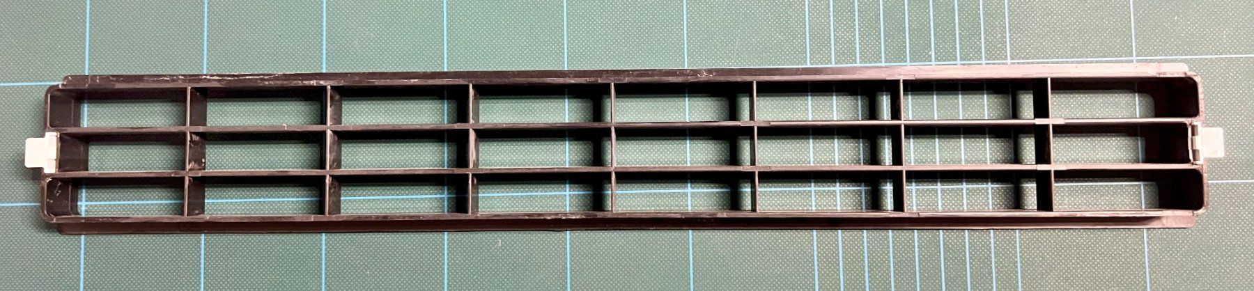 Ventilazione: Lüftungsgitter Kunststoff Schwarz – Usato da Leimbach TG venduto da easydiver87 1