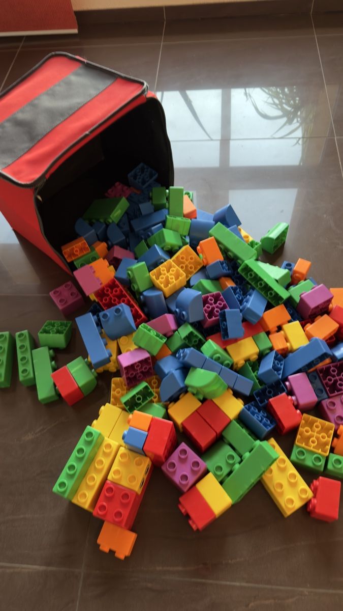 Lego Giocattoli: Bausteine Set mit Aufbewahrungsbox gebraucht – Usato da Thunstetten venduto da Specht71 1