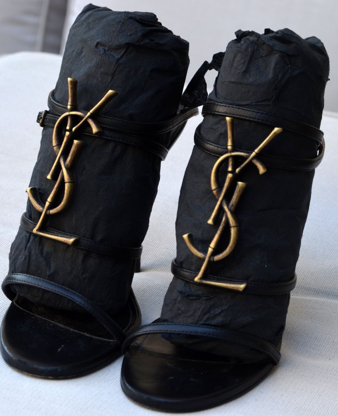 Saint Laurent Scarpe da donna: Yves Saint Laurent Pups .36 – Usato da Collonges venduto da Allegree 7