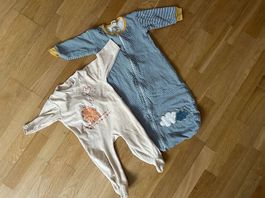 1 Schlafsack und 1 Pyjama Grösse 74/80
