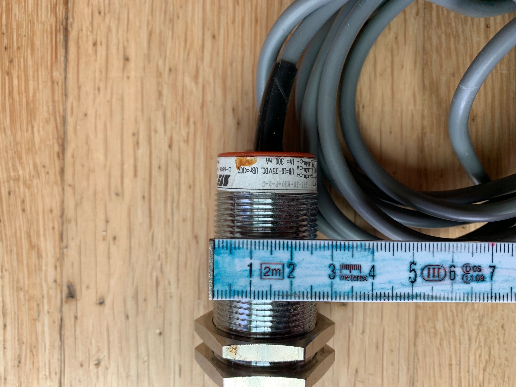 Componenti elettronici: Induktiver Sensor, neu, ungebraucht – Usato da Wildegg venduto da Elefant42 1