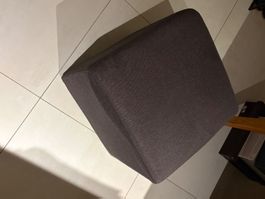 Design Sitzhocker in Dunkelbraun
