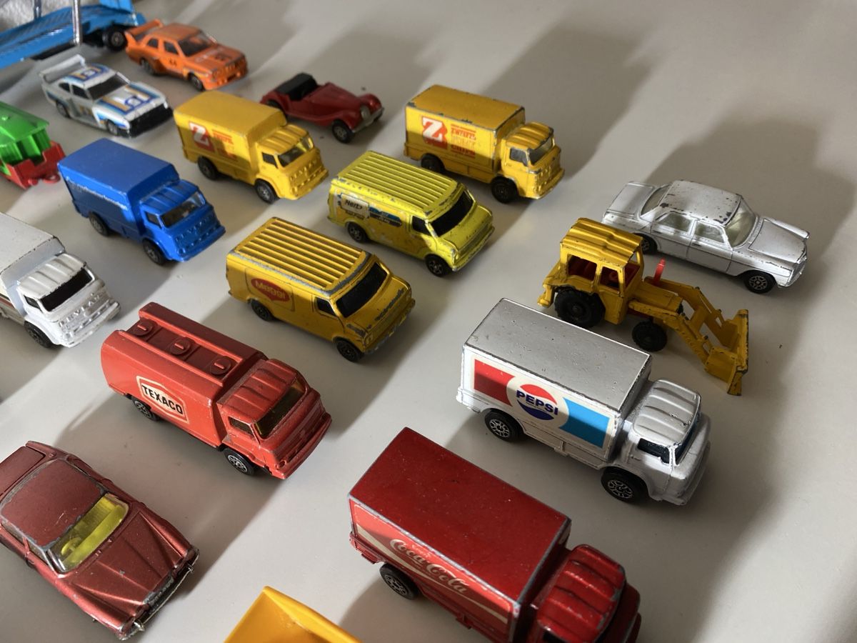 Corgi Toys Modellini d'auto: 40 corgi Autos – Usato da Winterthur venduto da ben_9vxx 6