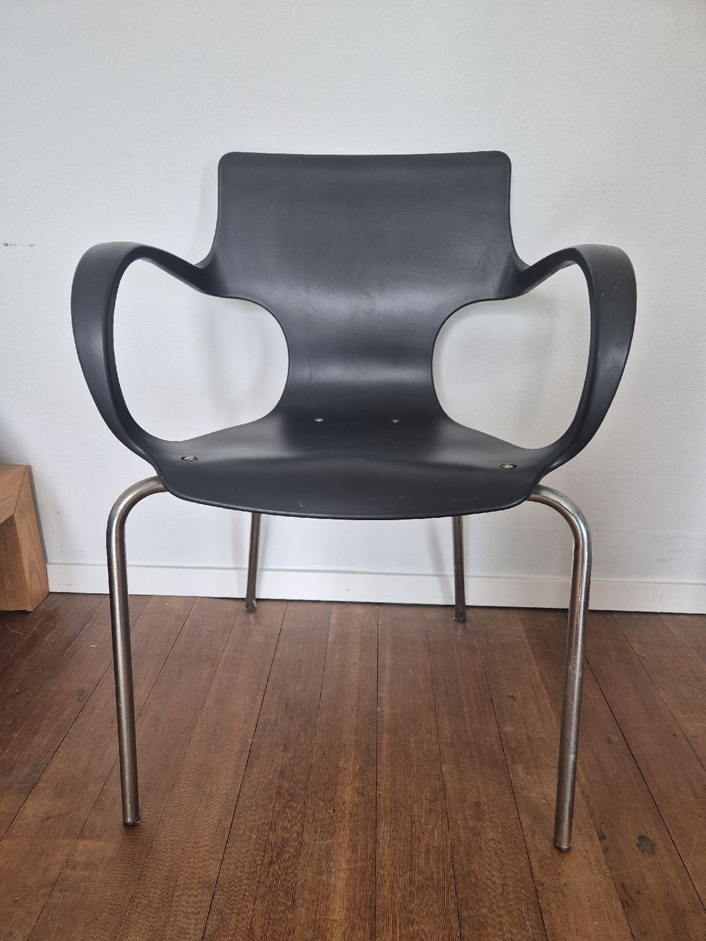 Stühle: SOFIA Schalenstühle Design – Gebraucht aus Frenkendorf von naibaf01 1