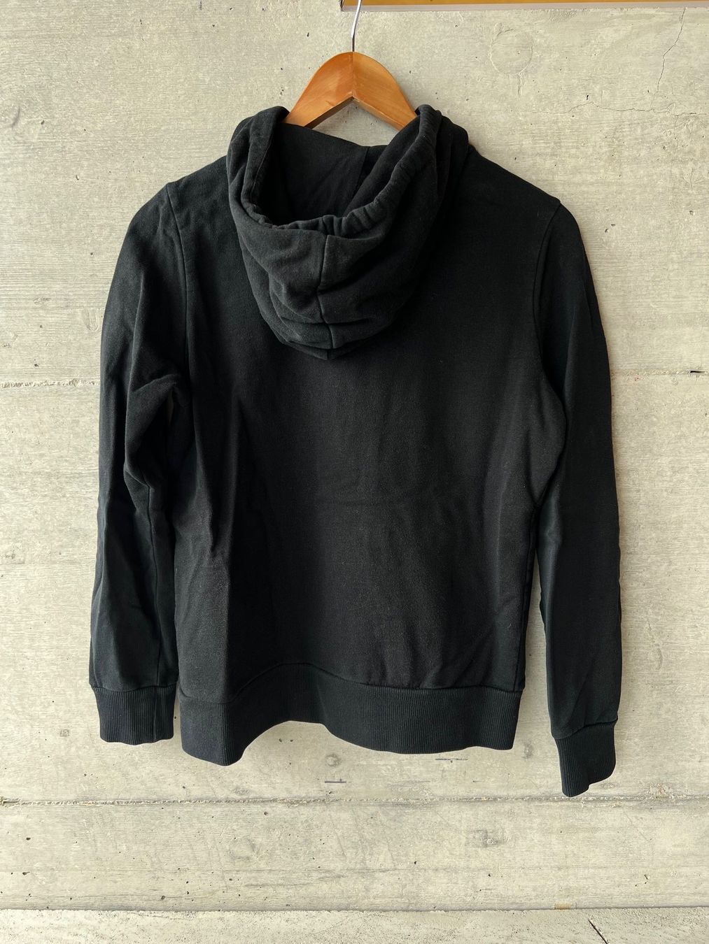 H&M Maglioni & Felpe: DIVIDED by H&M - Hoodie – Usato da St-George venduto da alaixee 1