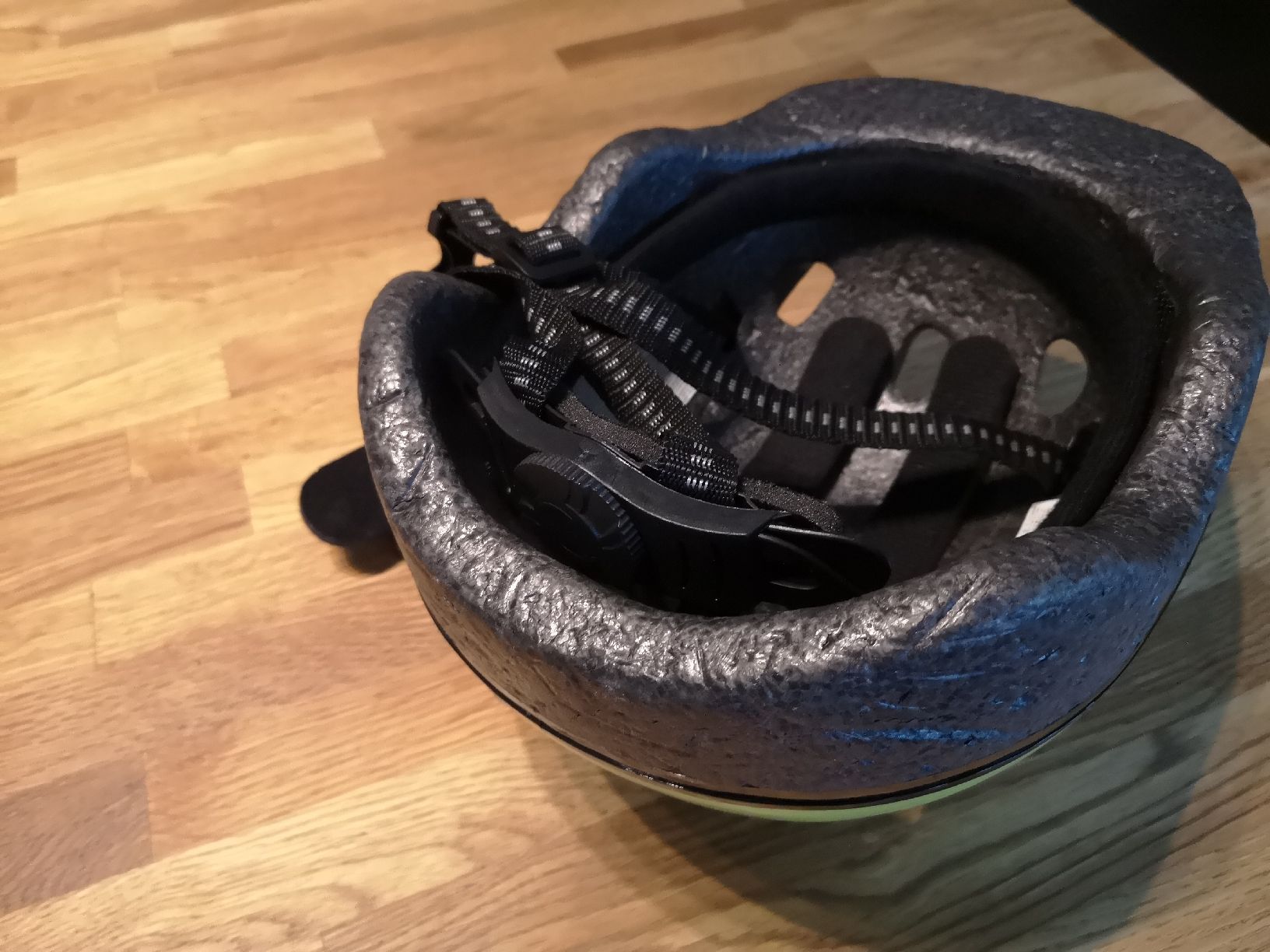 Caschi: Kinder Velohelm Big Speedy – Usato da Amriswil venduto da Mat08 4