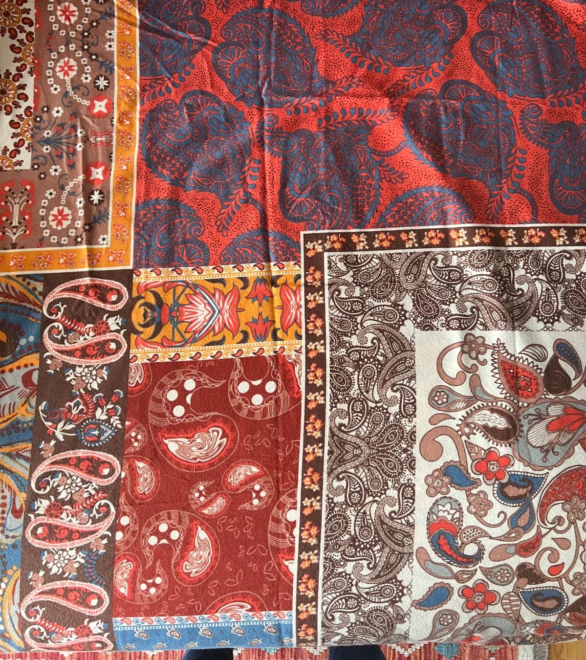 Mango Foulard & Sciarpe: Mango Vintage Patchwork Plaid/Schal, toller Look – Usato da Kilchberg ZH venduto da jul_d2j2 2