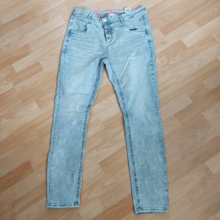 **Helle Jeans von Street one, Gr. 34/30**