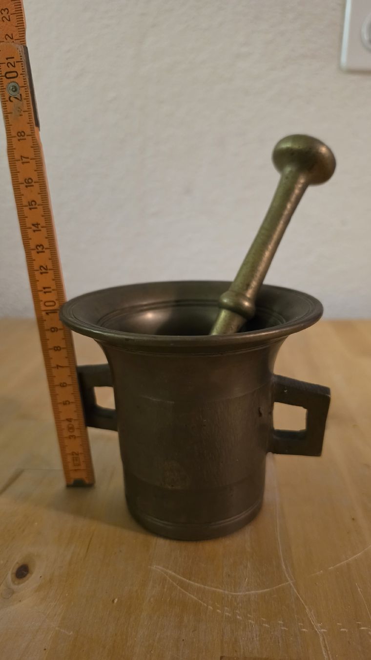 Altro per cucinare: Antiker Messing Mörser – Usato da Rheinfelden venduto da Ragg 2