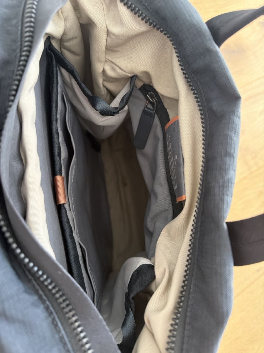 Bellroy Zaini: Bellroy Tokyo Daypack 14 Liter – Usato da St. Gallen venduto da Janeli. 2