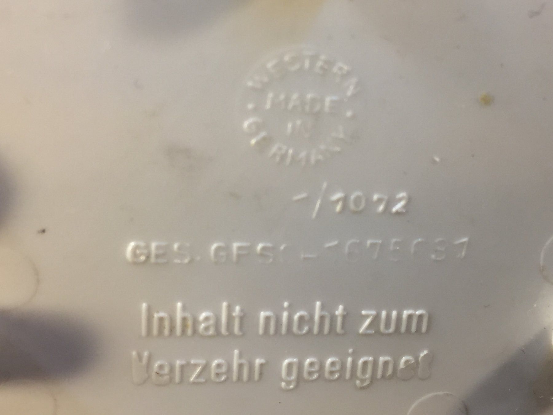 Statuette: Vintage Schneekugel Western Germany – Usato da Schaffhausen venduto da sparzone 5