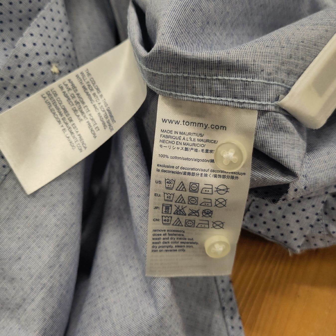 Tommy Hilfiger Hemden: Tommy Hilfiger Hemd Punkte Custom Fit  – Neu (gemäss Beschreibung) aus Pratteln von Cartonsducoeur_bl 5
