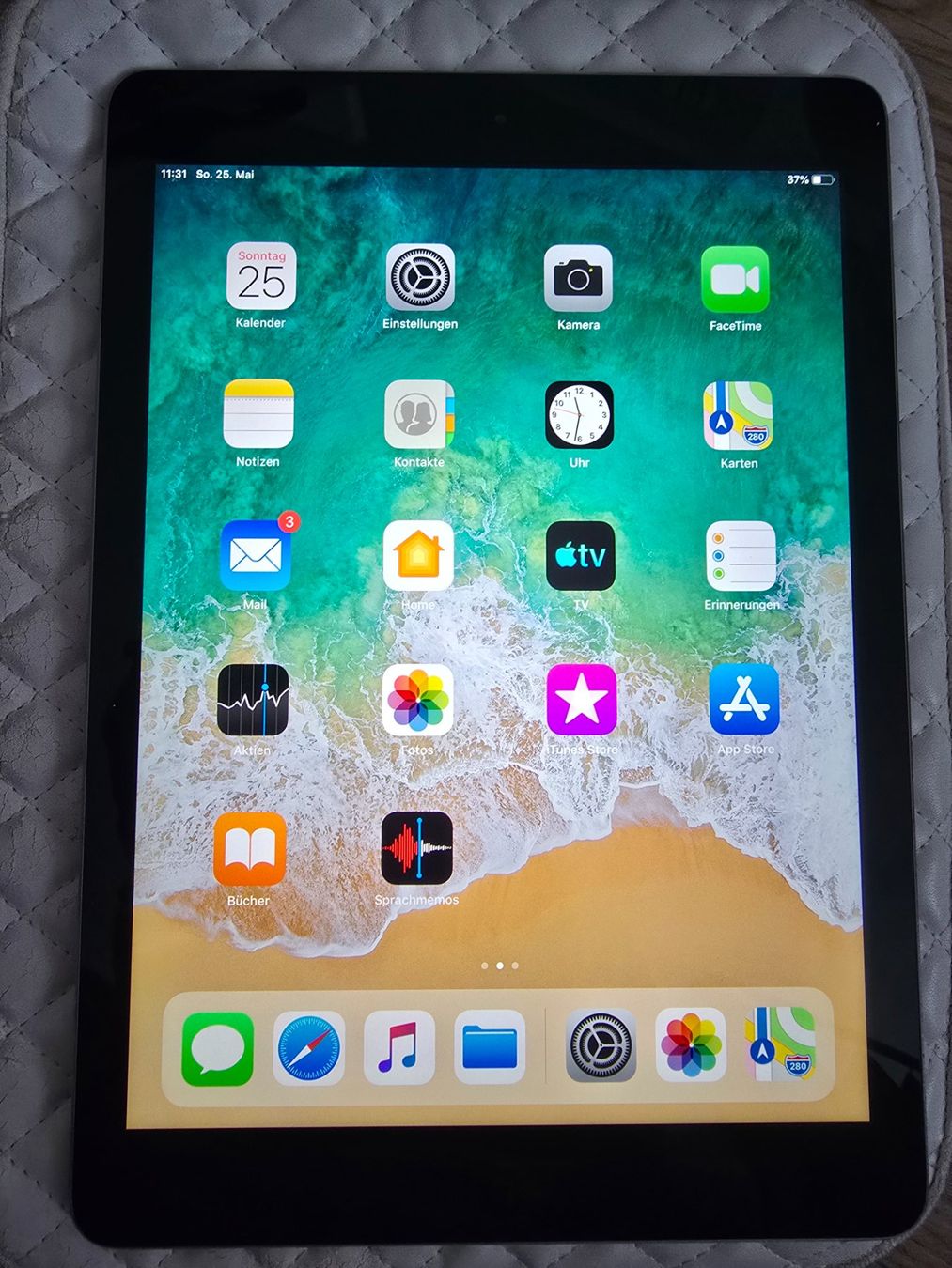 Apple Tablet PC: Ipad Air 1 – Usato da Rickenbach b. Wil venduto da VeryLovelyThings 6