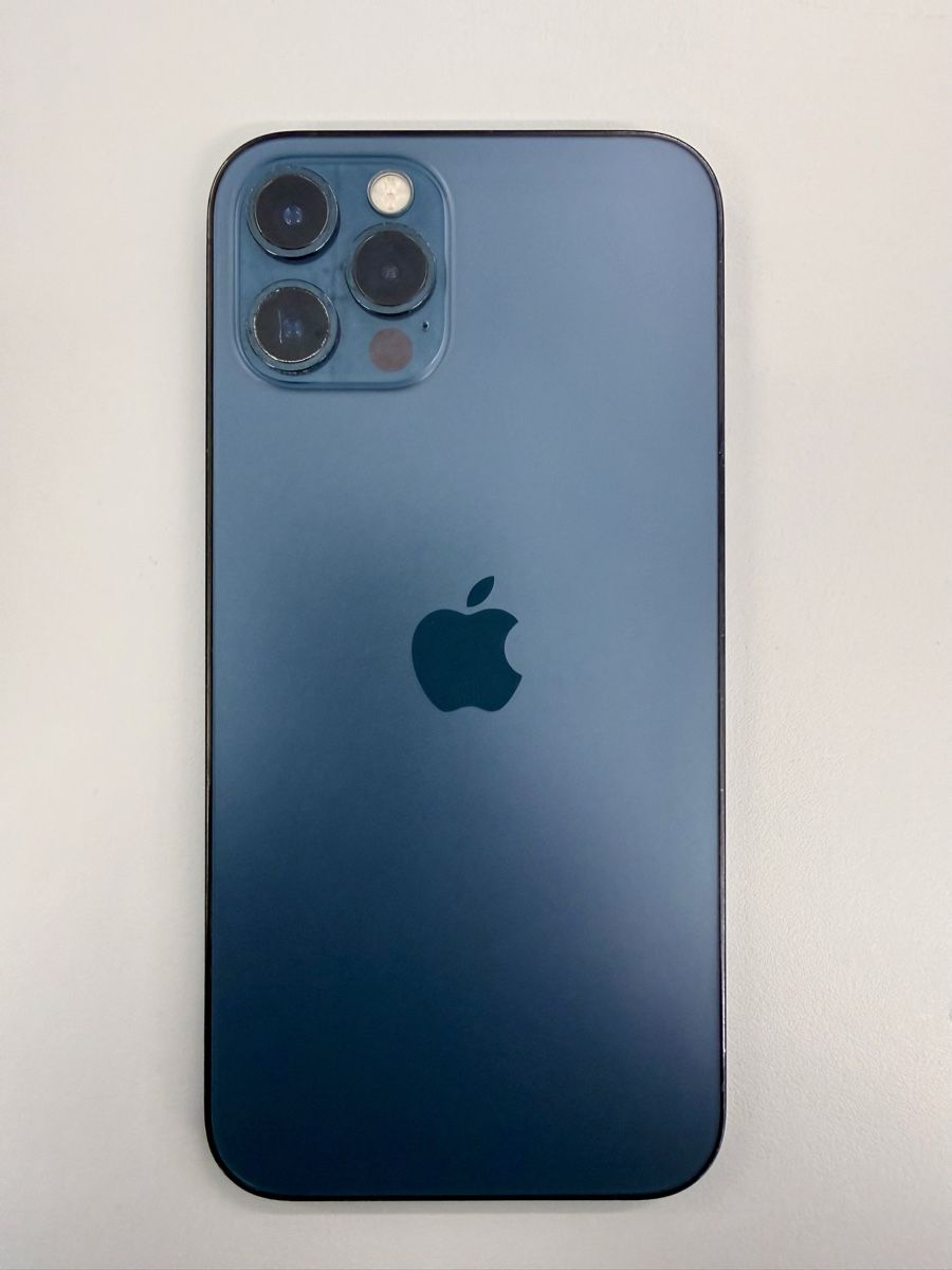 Apple Handys / Smartphones: iPhone 12 Pro  – Gebraucht aus Gebenstorf von snowman_on_ice 1