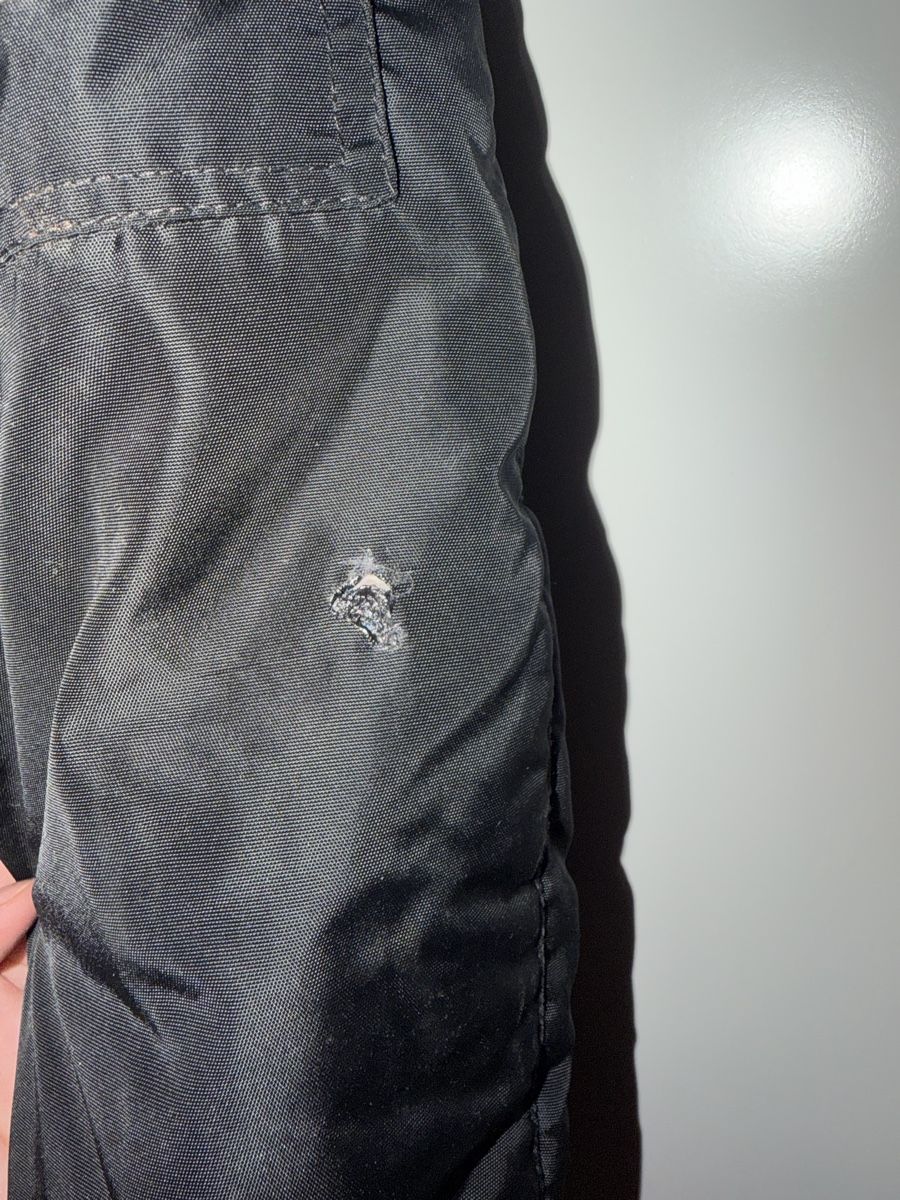 Moncler Giacche: Moncler Damenjacke Schwarz  – Usato da St.Gallen venduto da chevyy 4