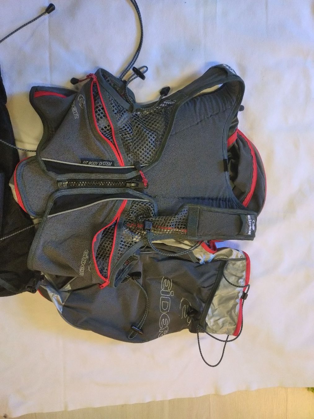 Borse: Sac de trail Eider Overnight Race Taille 3  – Usato da Farvagny-le-Grand venduto da LaCaverne 4