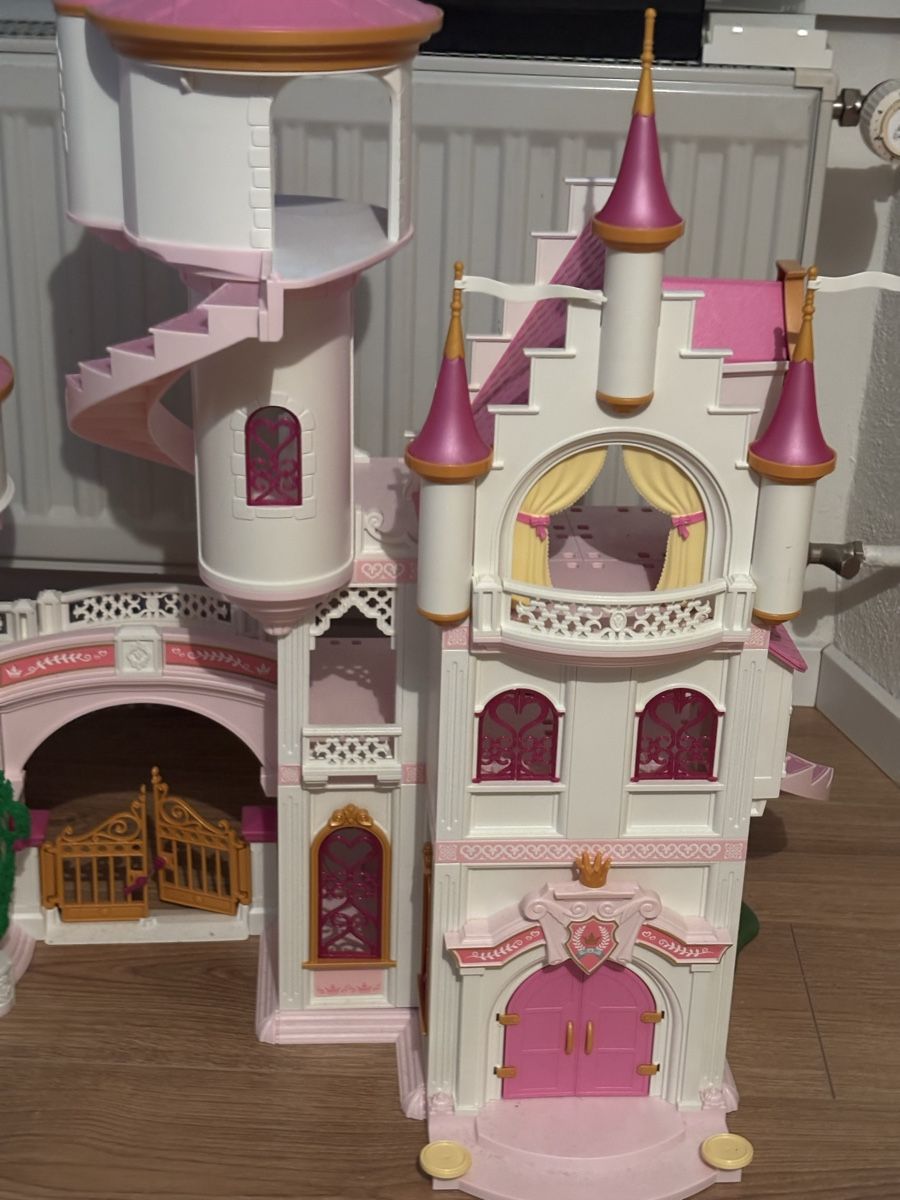 Playmobil Spielzeuge: Playmobil Schloss – Gebraucht aus Hilfikon von Elodie1990 3