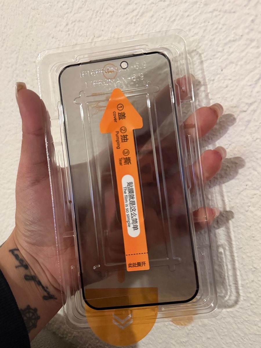 Cover & Protezioni schermo: Neuer Displayschutz iPhone 17 Pro Max Pro Neu! – Nuovo e nell'imballaggio originale da Wettingen venduto da Joelds98