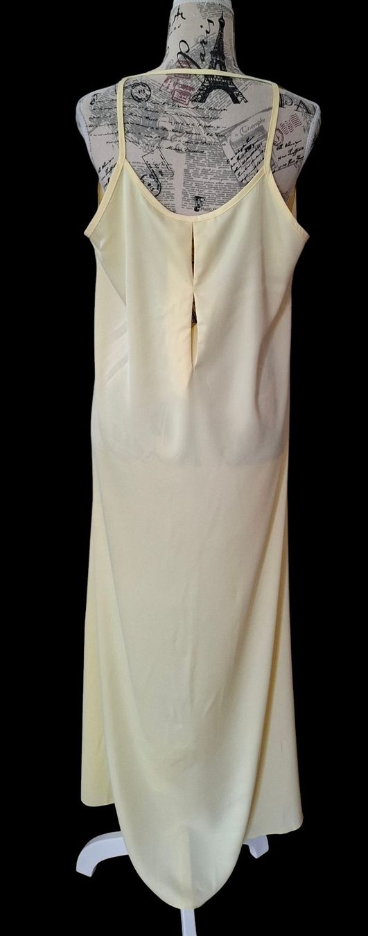 Kleider: 475CV – Robe – M – Gebraucht aus Savièse von SolidEthique_Marsu74 2
