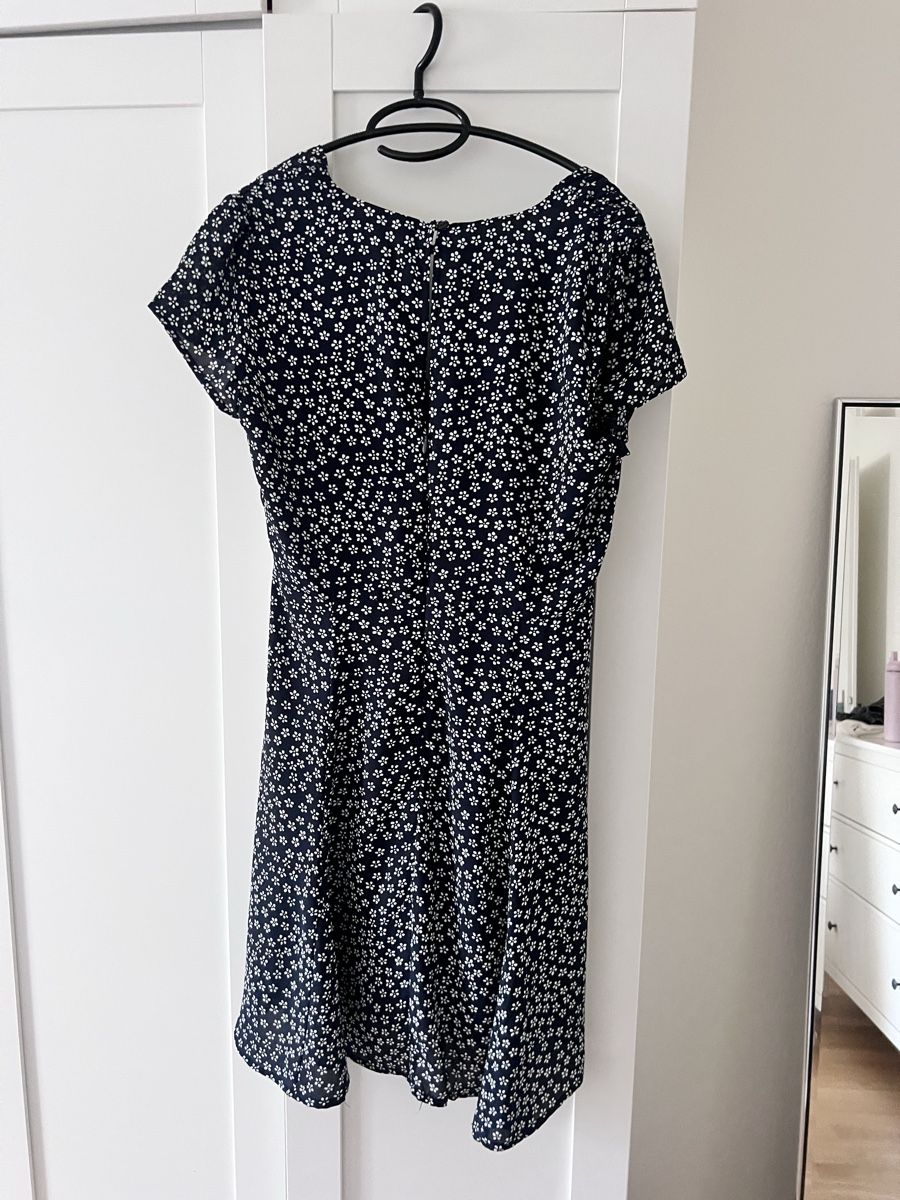 Kleider: Kleid Bik Bok – Gebraucht aus Zürich von Mira1310 1
