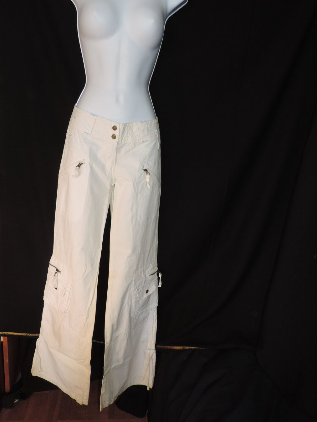 Pantaloni: pantalon droit blanc – Usato da Genève venduto da Axelle333 2
