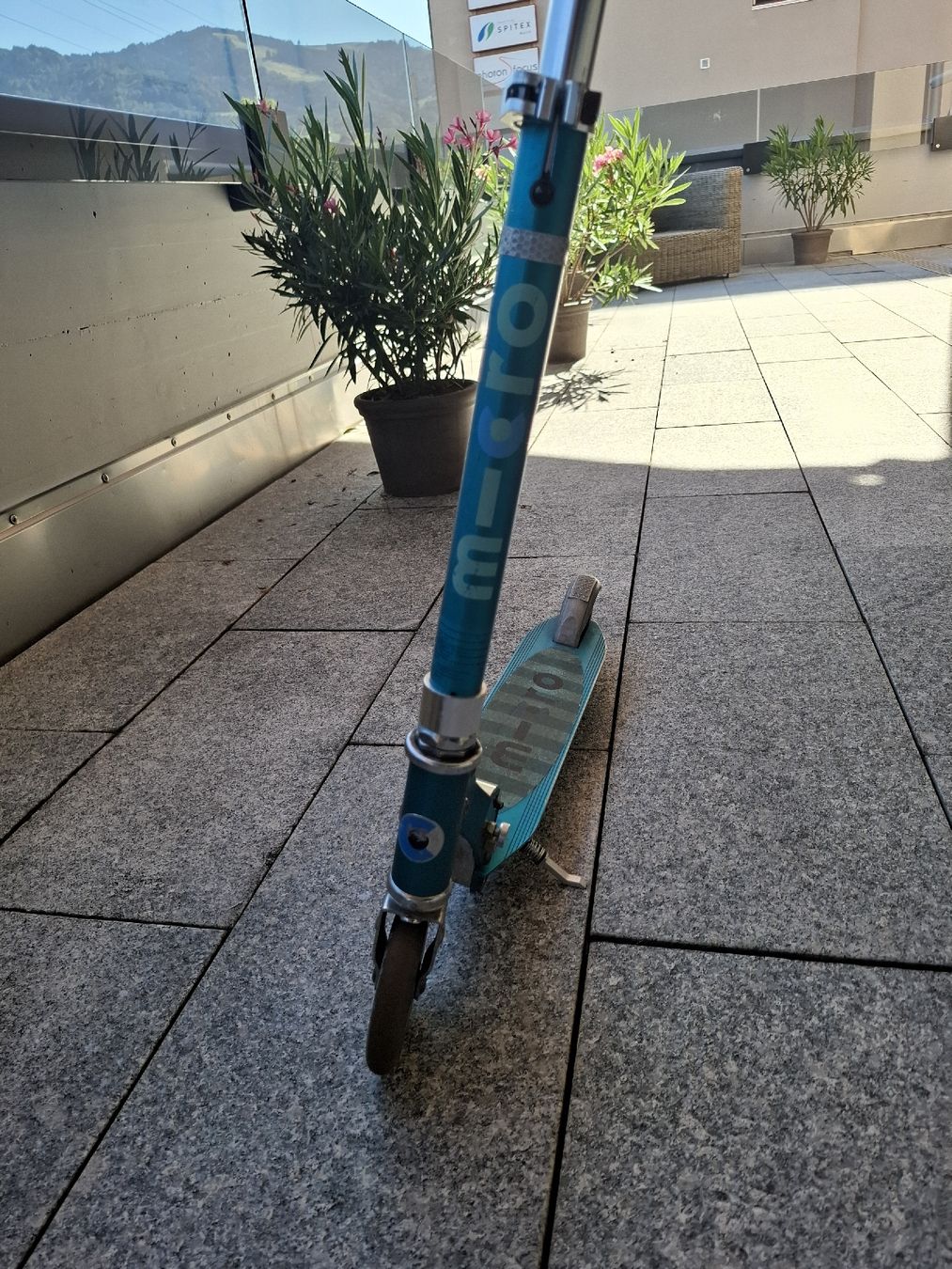 Micro Kickboard: Tretroller Trottinette Micro Sprite Scooter gebraucht – Usato da Lachen SZ venduto da Xenon81 1