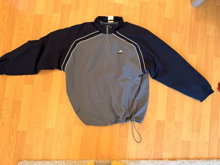 Adidas Sportjacke blau grau Grösse 42/44 guter Zustand