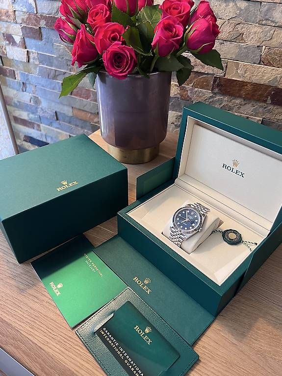 Rolex Orologi: Rolex Datejust 41 Blau – Nuovo e nell'imballaggio originale da Biel-Bienne venduto da fer_7gy5 2