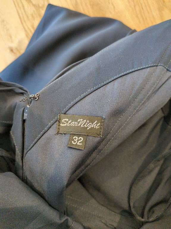Vestiti: Festliches Kleid, ca Grösse 34 – Usato da Dinhard venduto da Hoiiiduu 2
