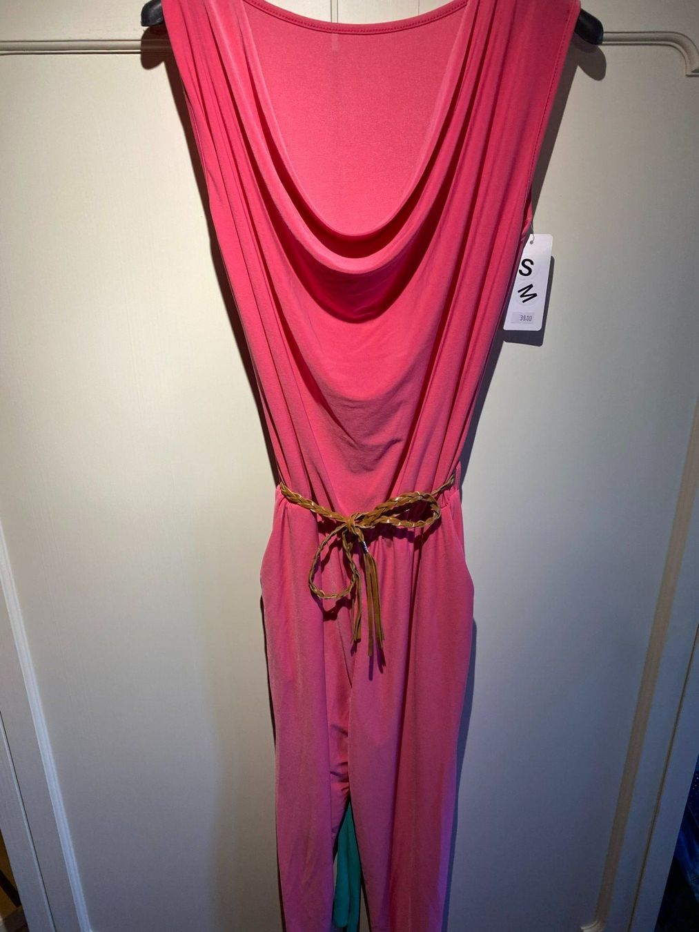 Tute: KLEID -JUMPSUIT-EINTEILIG ROSA – Nuovo e nell'imballaggio originale da Meienried venduto da ManuelaBoutique 1