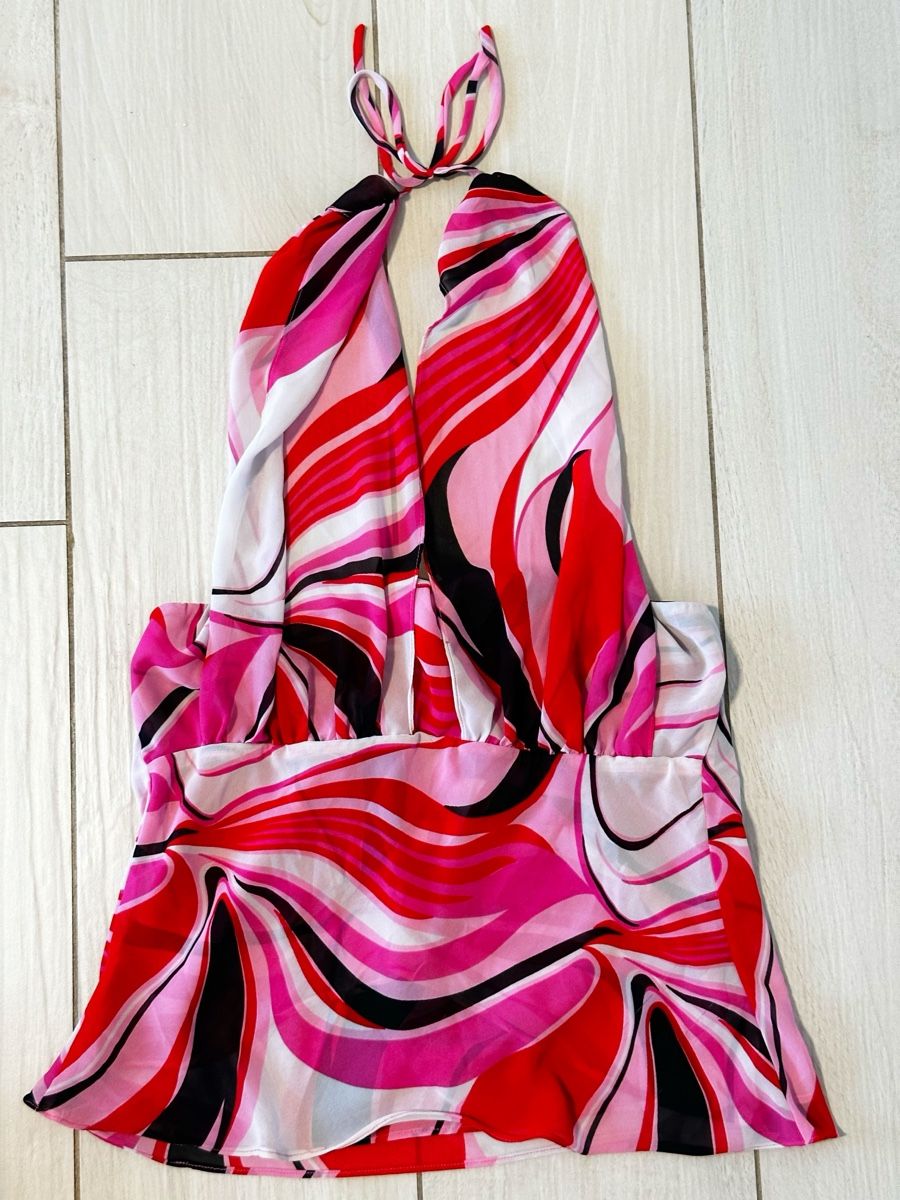 Top: Halterneck Top rosa gemustert Grösse M – Usato da Eglisau venduto da Brewster1