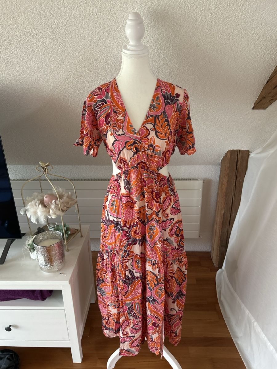 Vestiti: Farbiges Maxikleid , 38🌸 – Usato da Kirchdorf BE venduto da Stella130