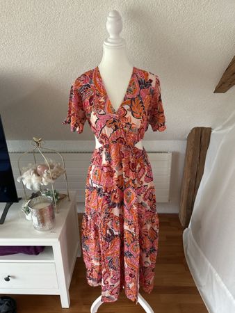 Farbiges Maxikleid , 38🌸