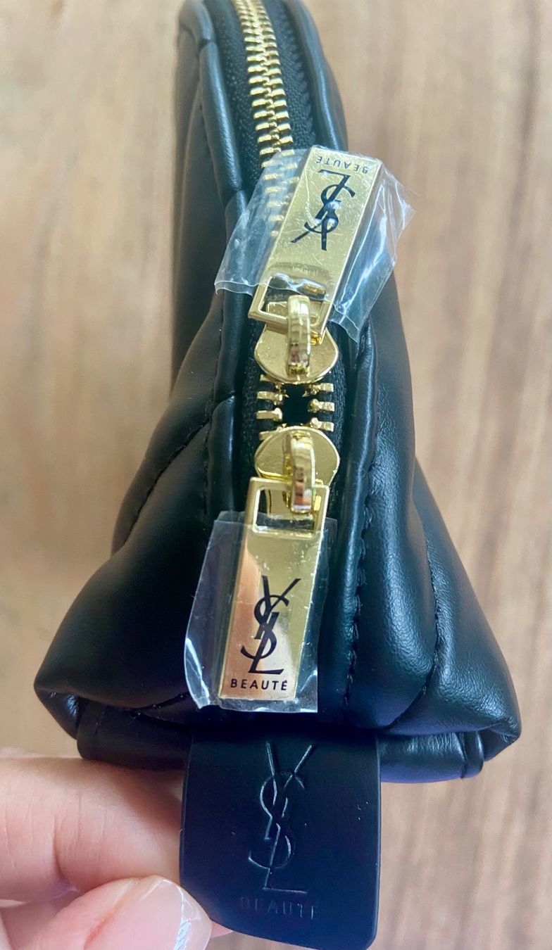 Kosmetikkoffer: YSL Kosmetiktasche – Neu (gemäss Beschreibung) aus Widnau von Imani 1