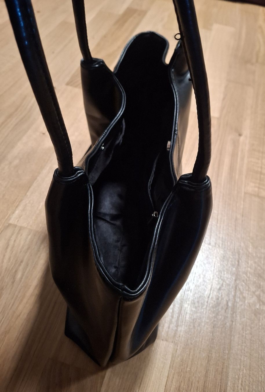 Borse da donna: elegante Handtasche – Usato da Glattpark(Opfikon) venduto da Beckf0rd 2