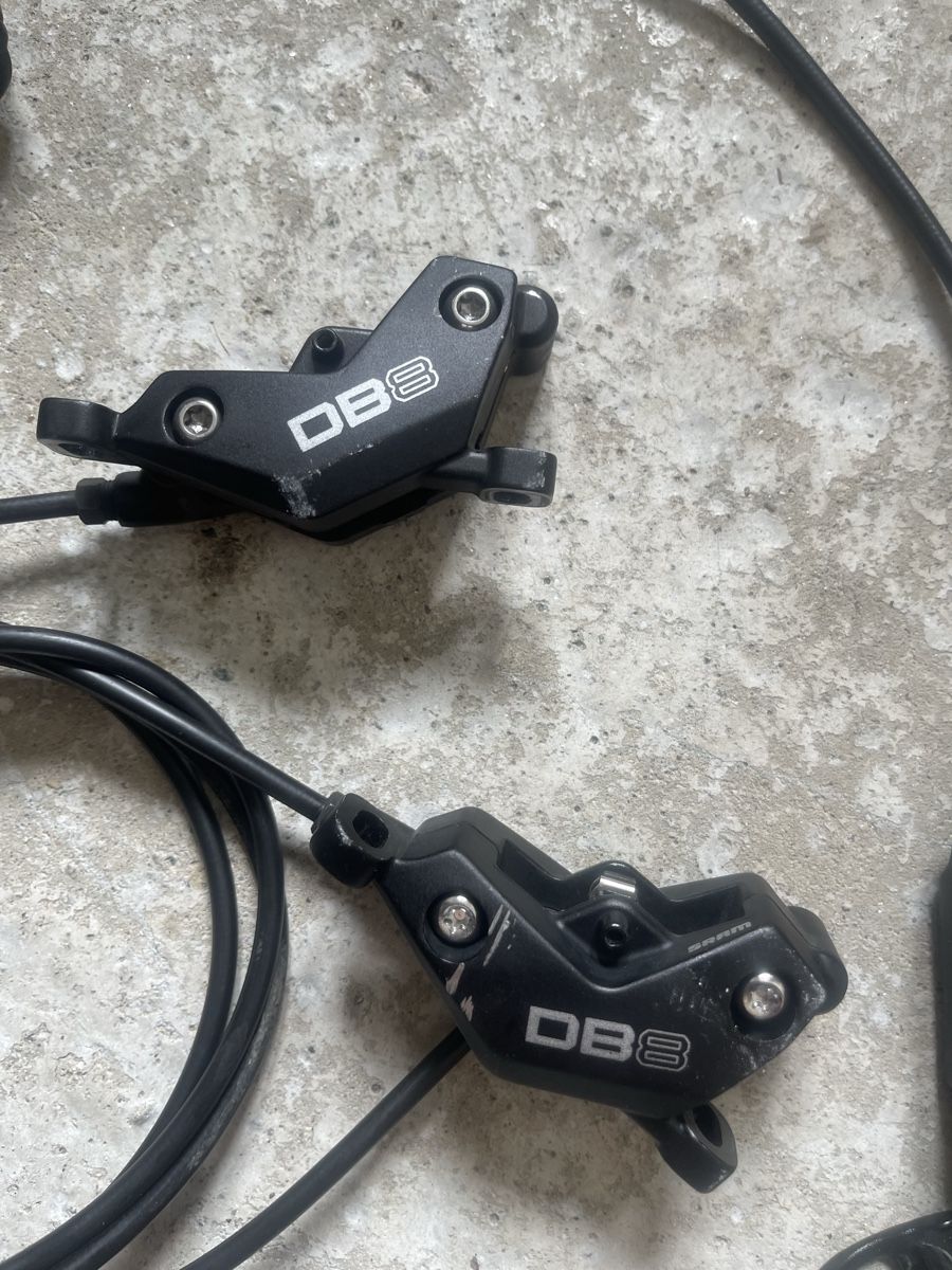 Sram Pezzi di ricambio: SRAM DB8 Scheibenbremse  – Difettoso da Münster VS venduto da eli_xb5d 1