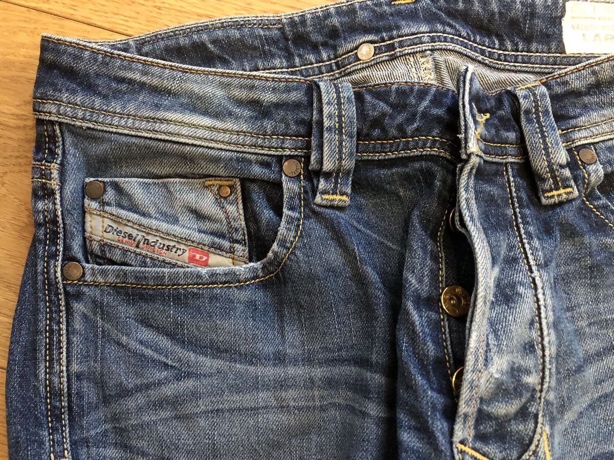Diesel Jeans: Diesel Jeans W28 L32 Larkee – Gebraucht aus Horn von eykiriku